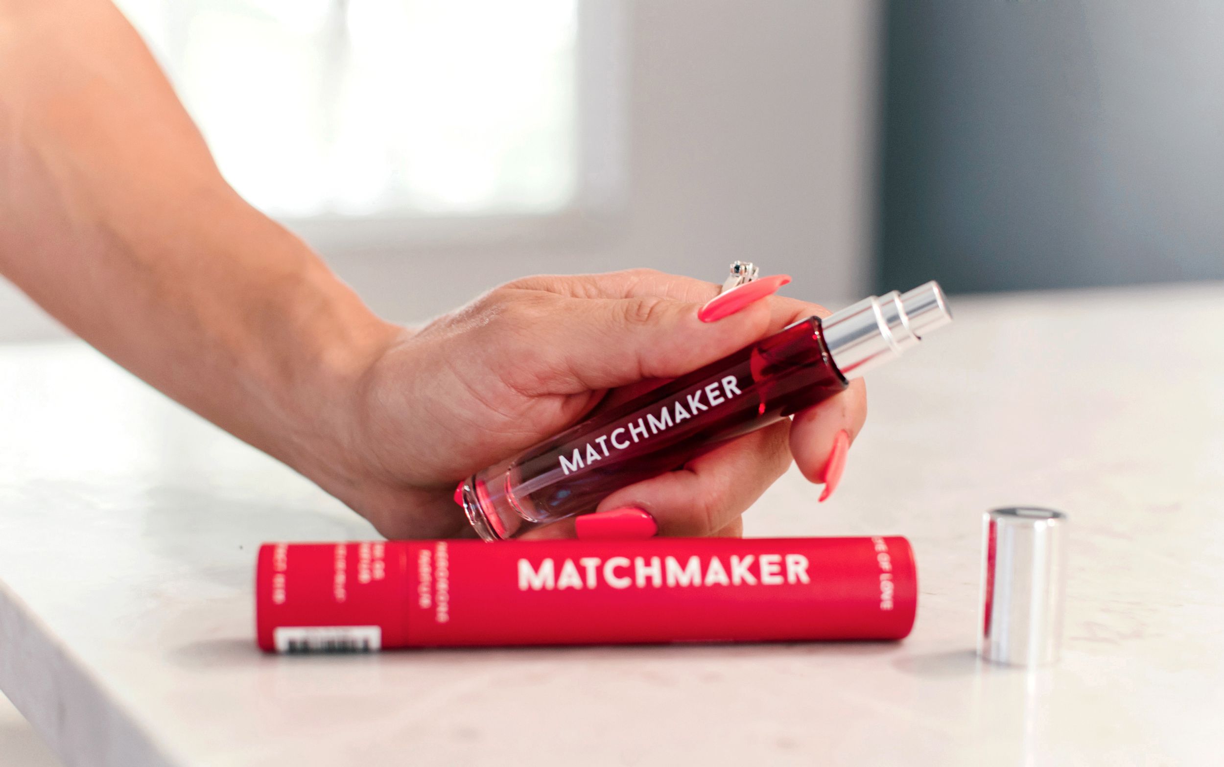 EOL Matchmaker Feromoon Parfum Diamant Rood - 10 ml - Afbeelding 2
